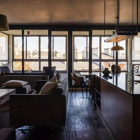 Apartment 4 Bedroom With A Balcony - Trynitarska 6 Krakau