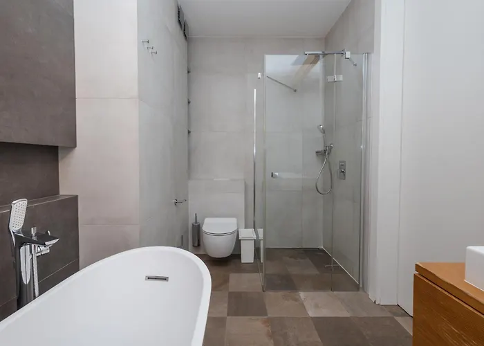 4 Bedroom With A Balcony - Trynitarska 6 Krakov