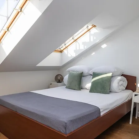 4 Bedroom With A Balcony - Trynitarska 6