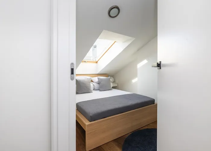 4 Bedroom With A Balcony - Trynitarska 6 Apartment Krakow