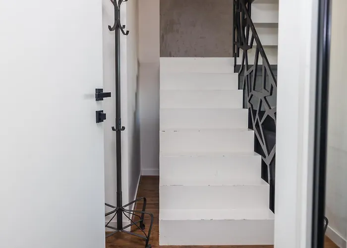 4 Bedroom With A Balcony - Trynitarska 6